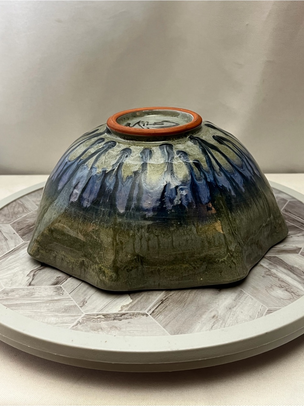 Signed Studio Pottery Bowl Blue Green Drip Glaze Scalloped Edge 8in Art - Picture 6 of 8